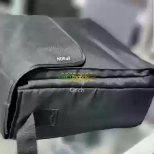 BRAND NEW  EPSON Projector Has remote Model name:  EB-x39Hardware interface: VGA, USB, HD in Ethiopia